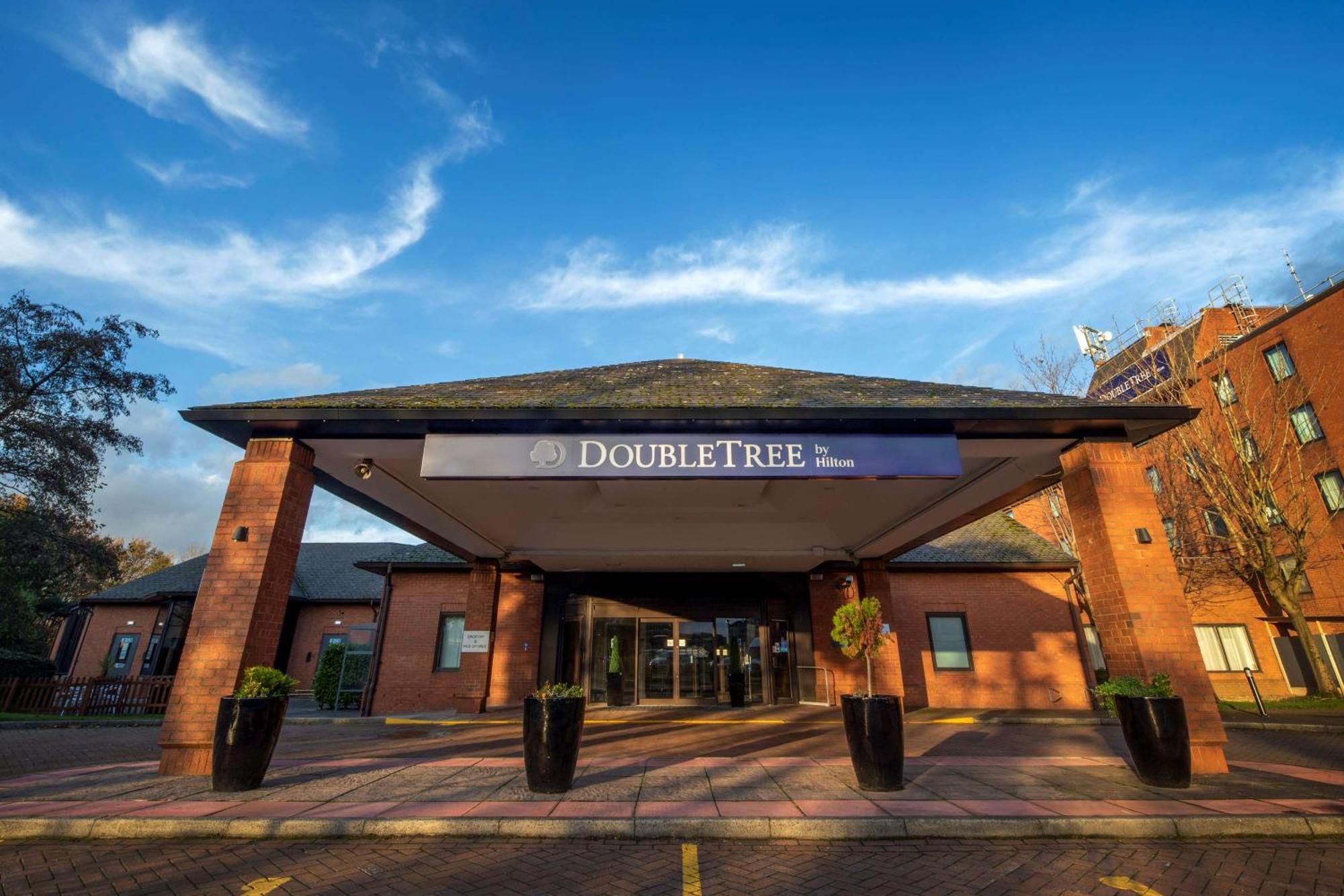 Doubletree By Hilton Manchester Airport Hale  Exterior foto